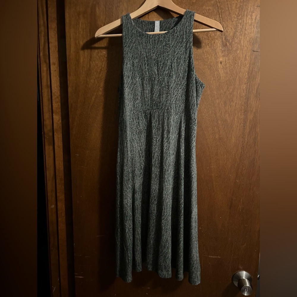 So soft Athleta print dress